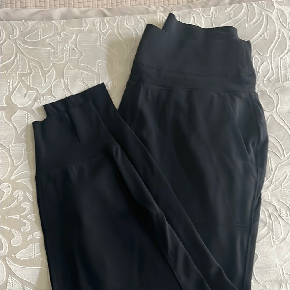 Women's Athleta Black High-Waisted Joggers
